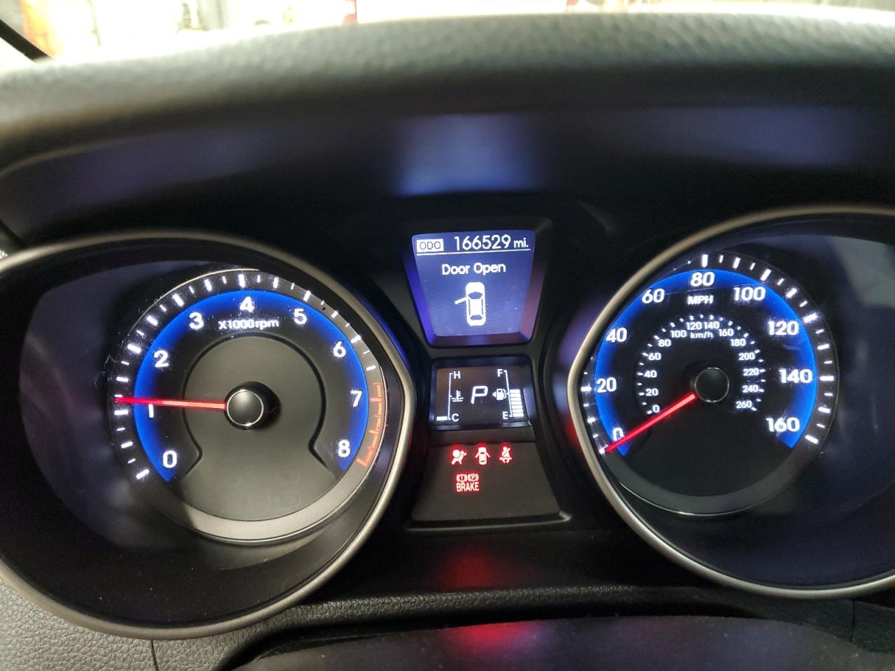 2013 Hyundai Elantra - Image 9