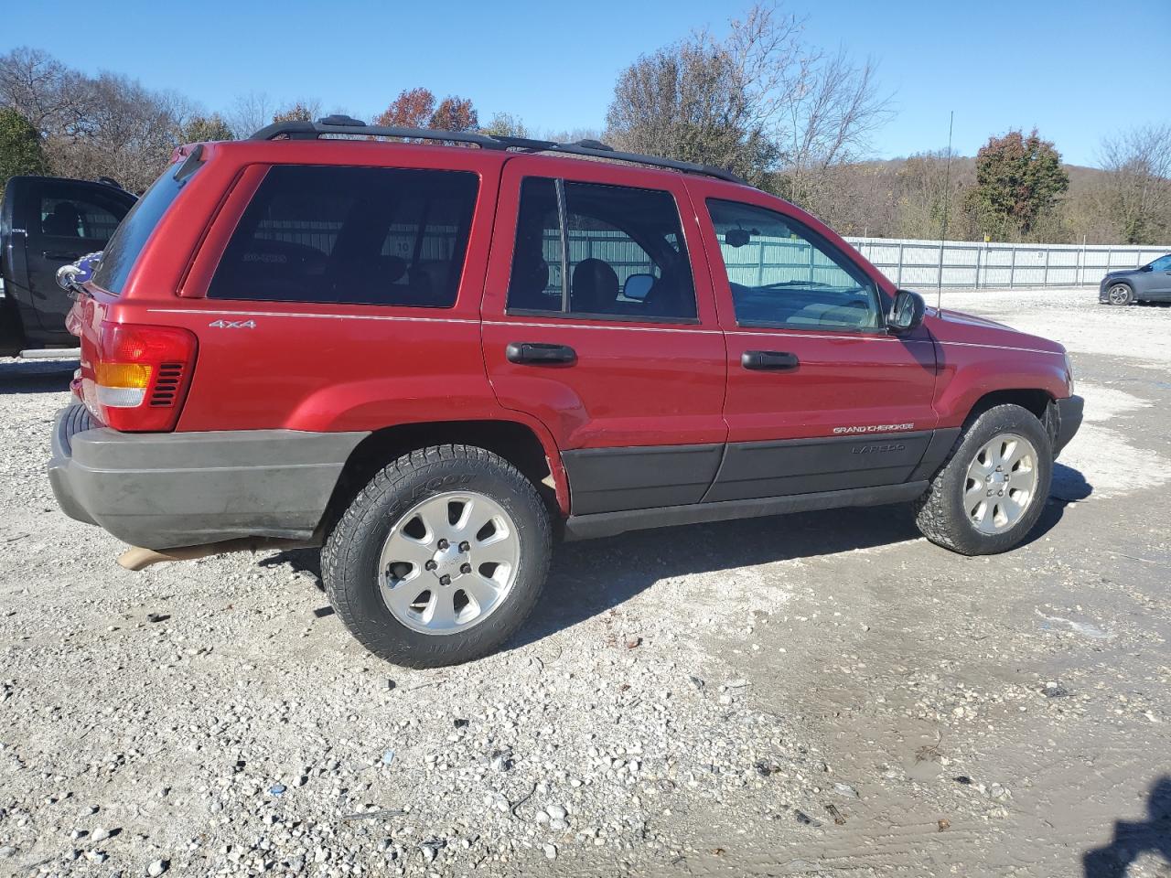 2001 Jeep Grand Cherokee - Image 3