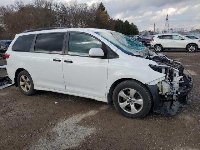 2018 TOYOTA SIENNA L