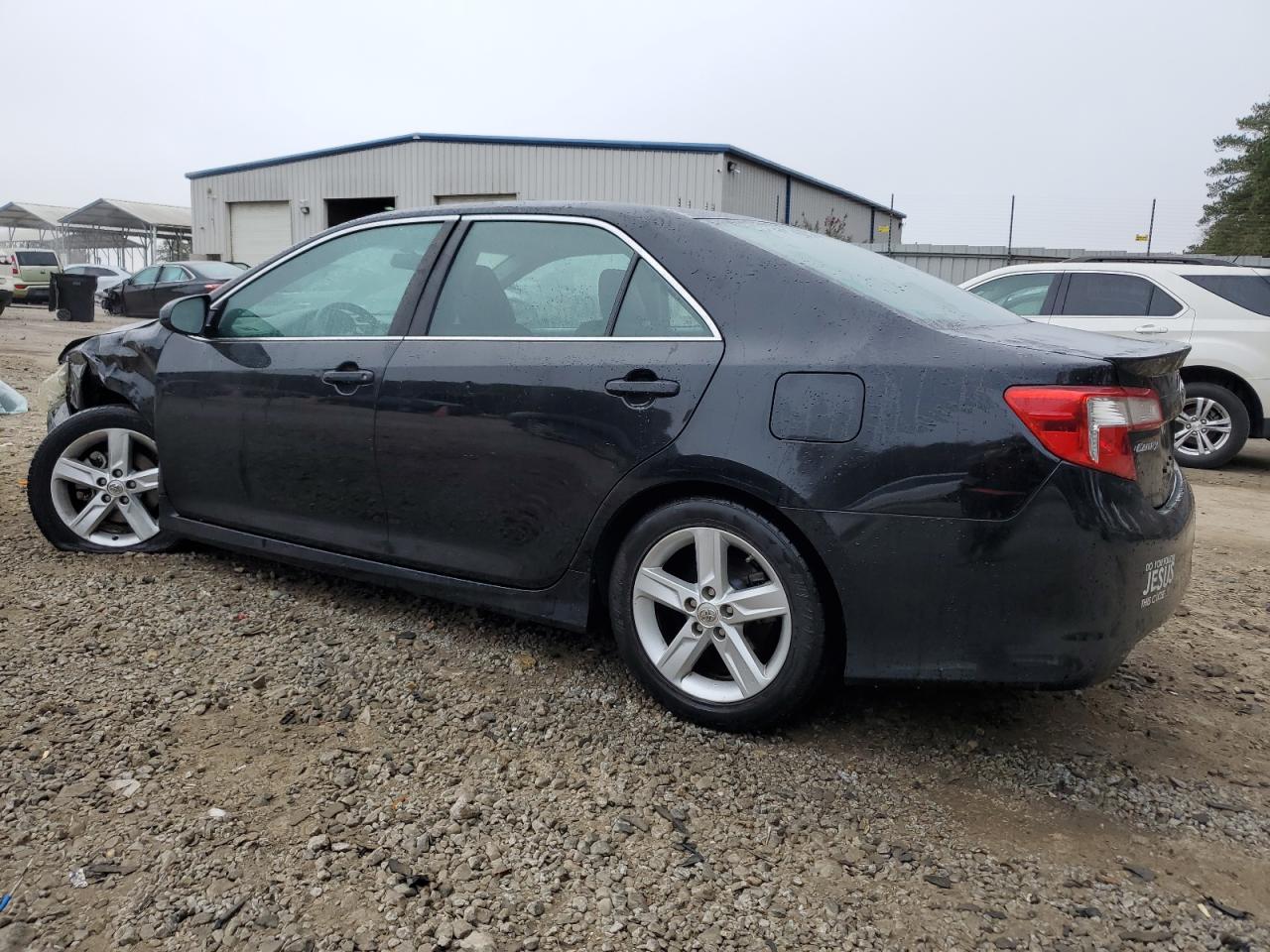 VIN 4T1BF1FK2DU288071 2013 TOYOTA CAMRY no.2