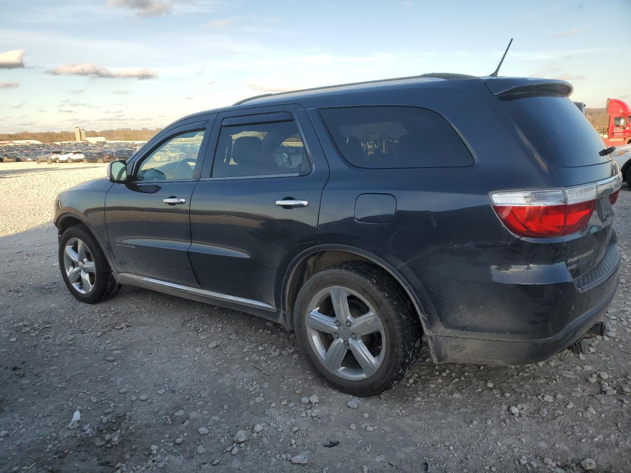 2013 Dodge Durango - Image 2