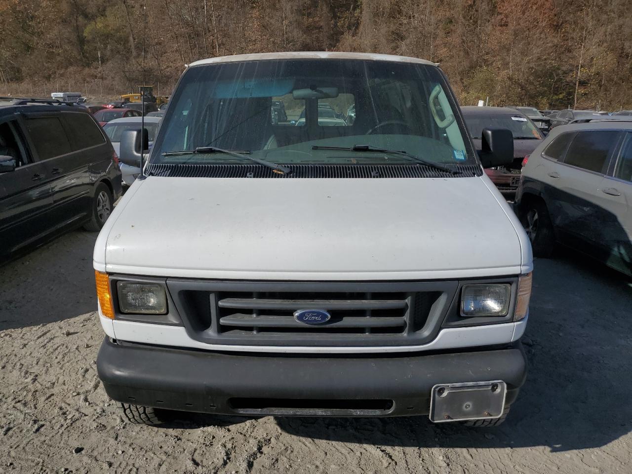 2003 Ford Econoline - Image 5