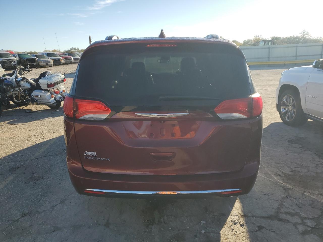 2019 Chrysler Pacifica Touring L VIN: 2C4RC1BG5KR549331 Lot: 80530924