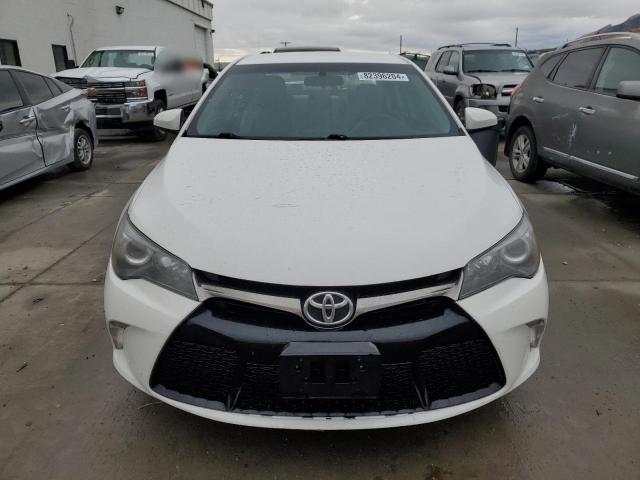  TOYOTA CAMRY 2016 Білий