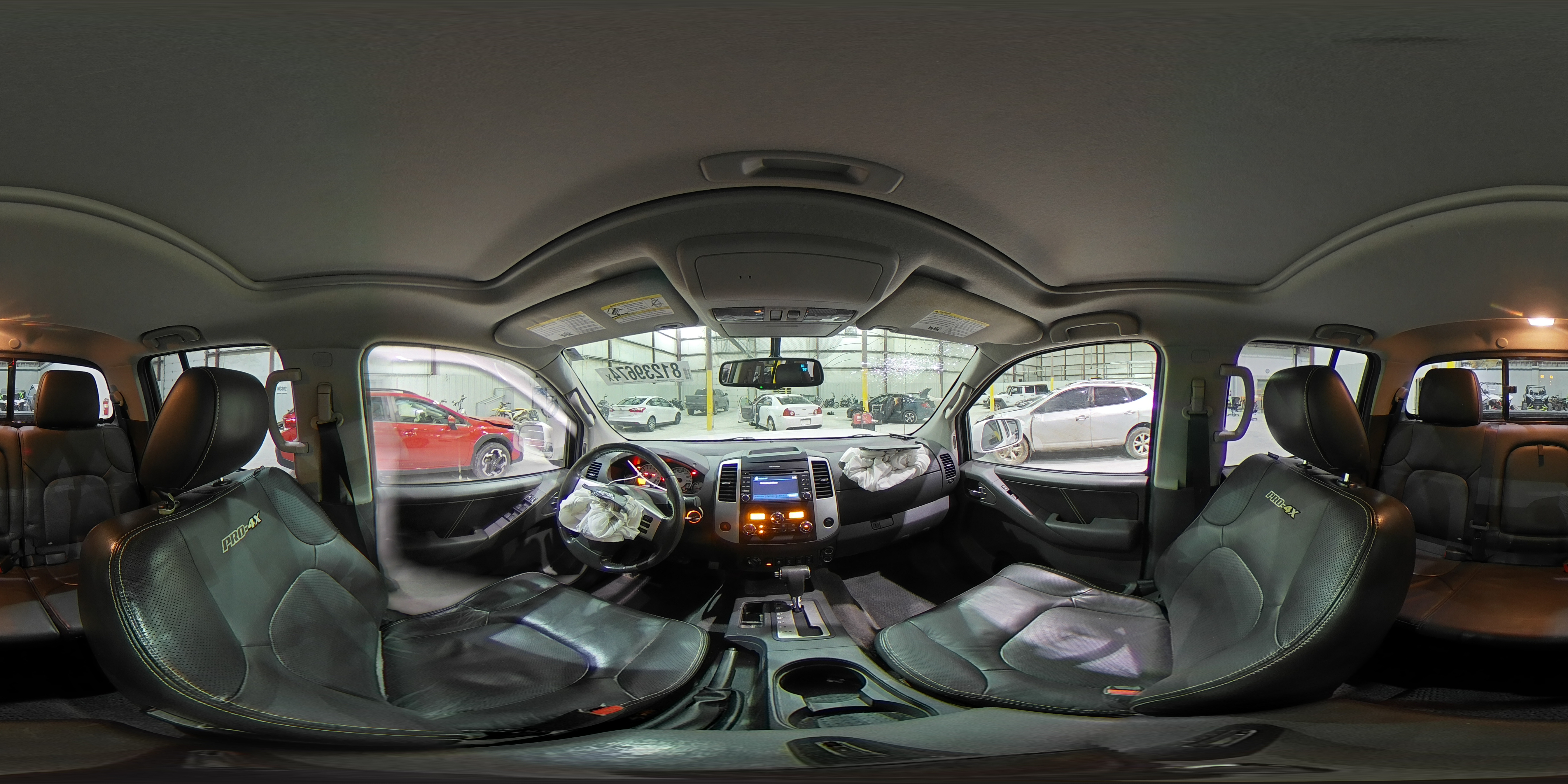 2014 Nissan Navara (Frontier) - Image 13