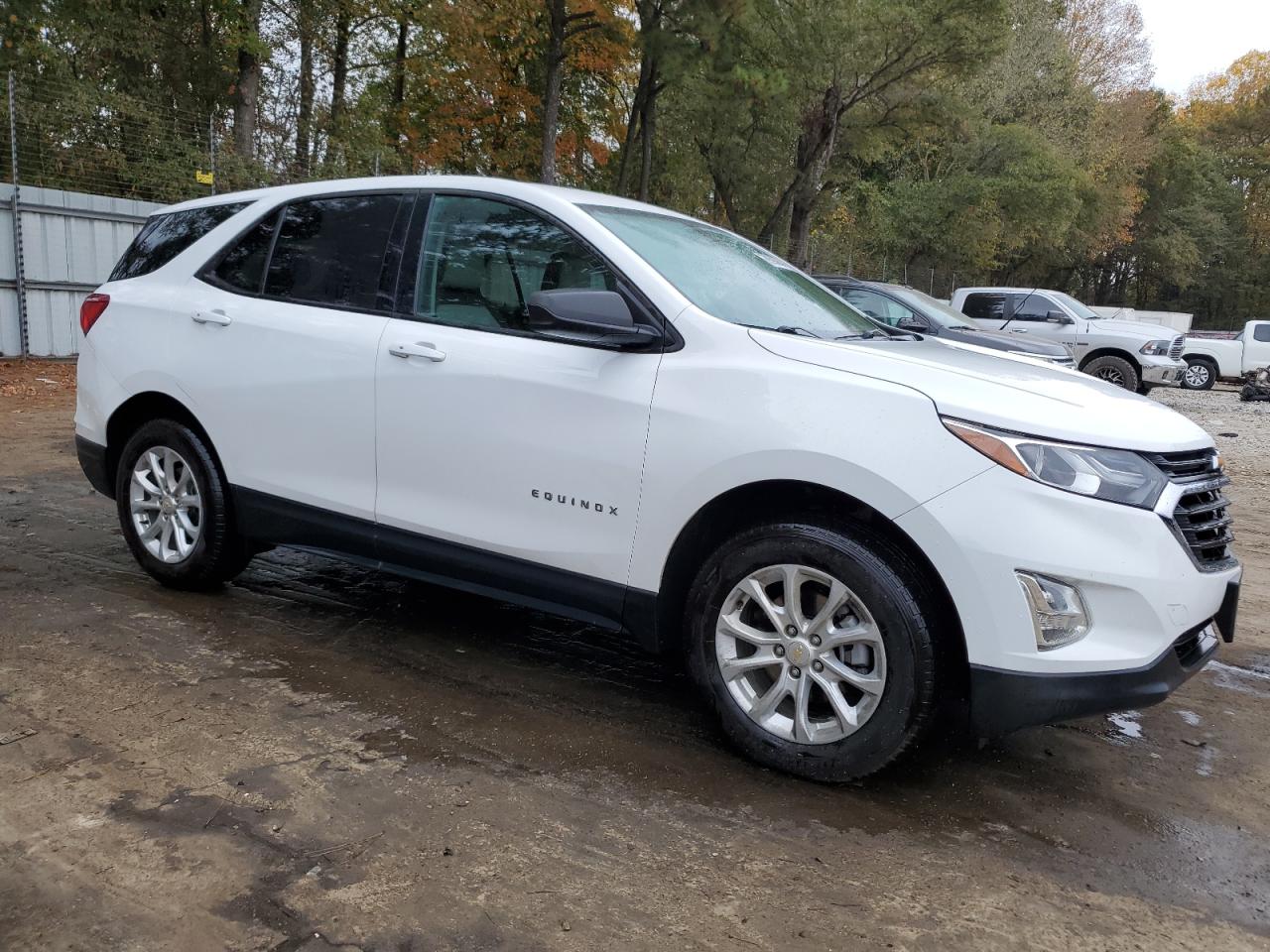 2019 Chevrolet Equinox - Image 4