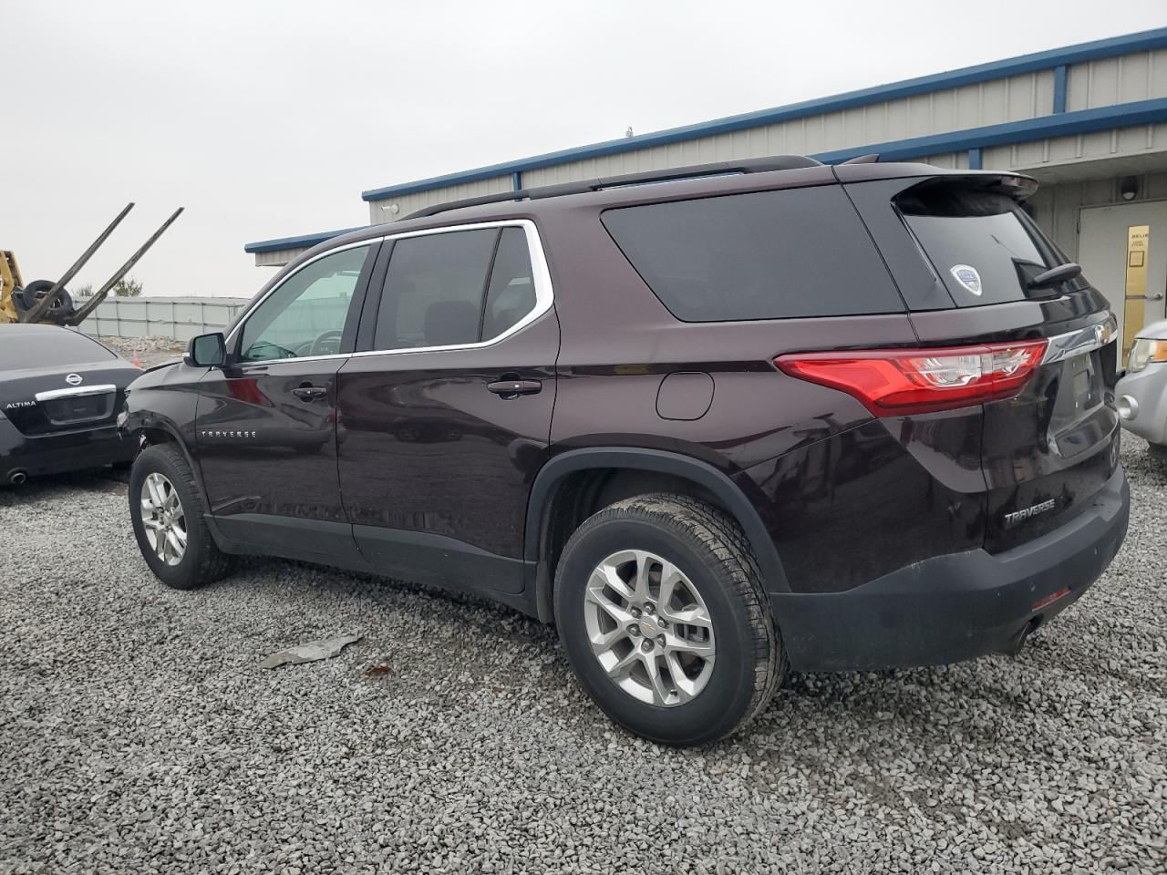2021 Chevrolet Traverse - Image 2