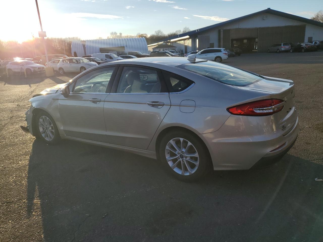 2019 Ford Fusion - Image 2
