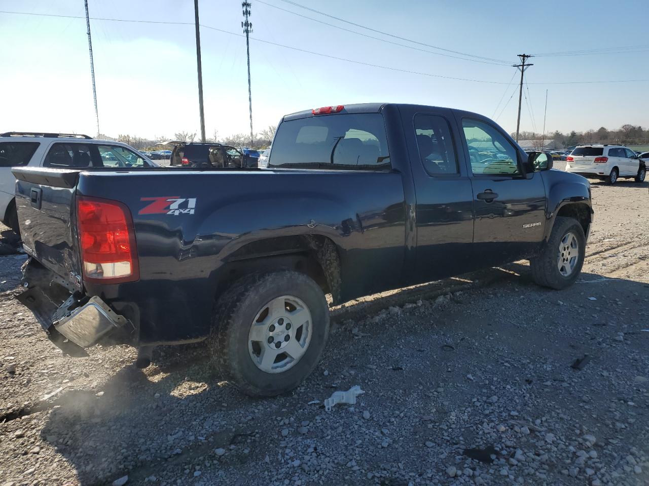 2011 GMC Sierra - Image 3
