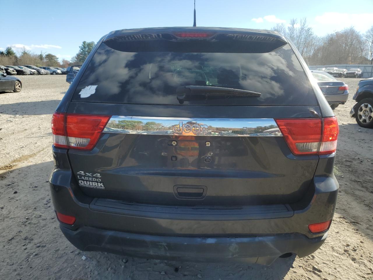 2011 Jeep Grand Cherokee Laredo VIN: 1J4RR4GG4BC518938 Lot: 79626494