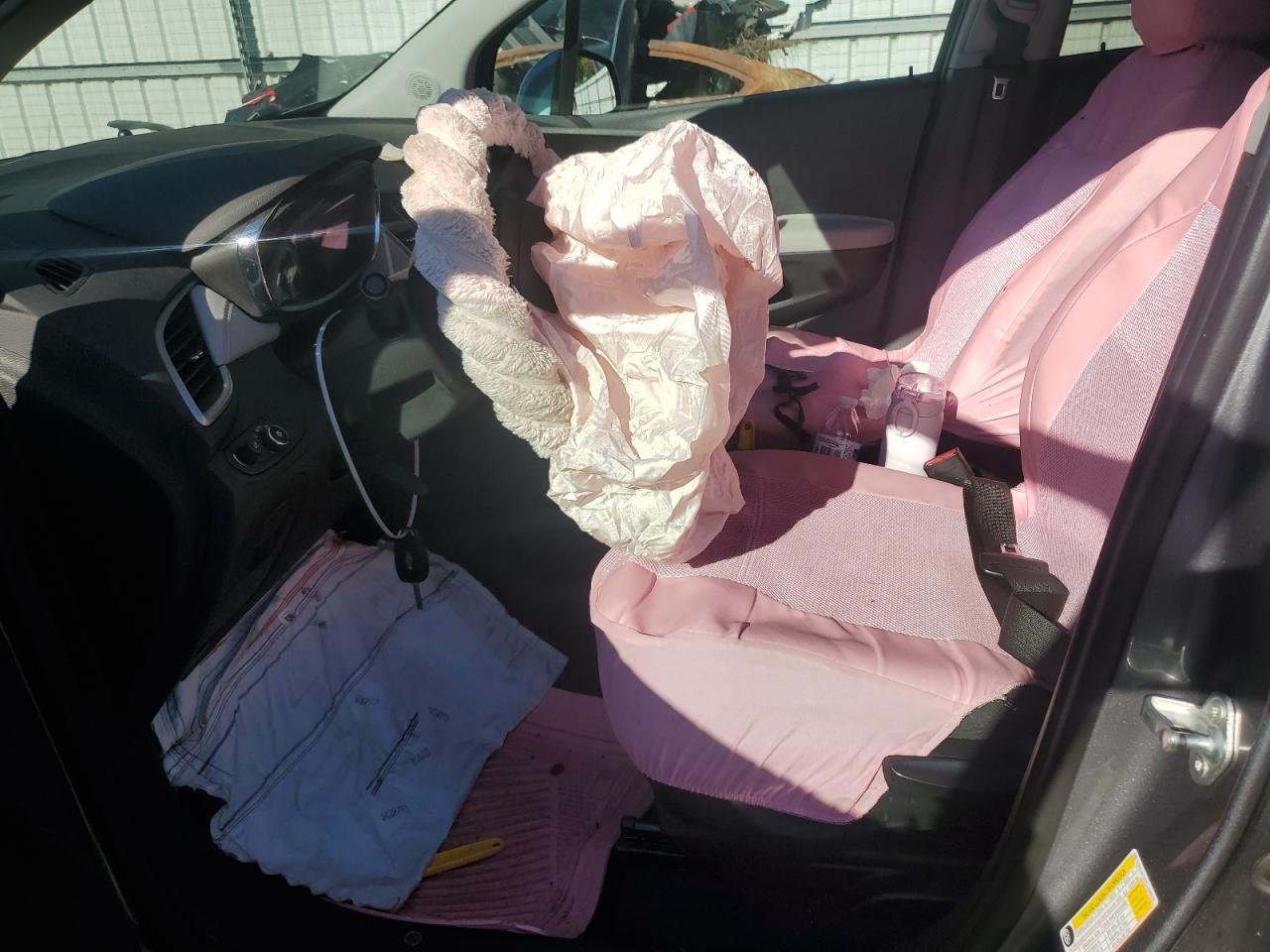 2015 Chrysler 200 - Image 7