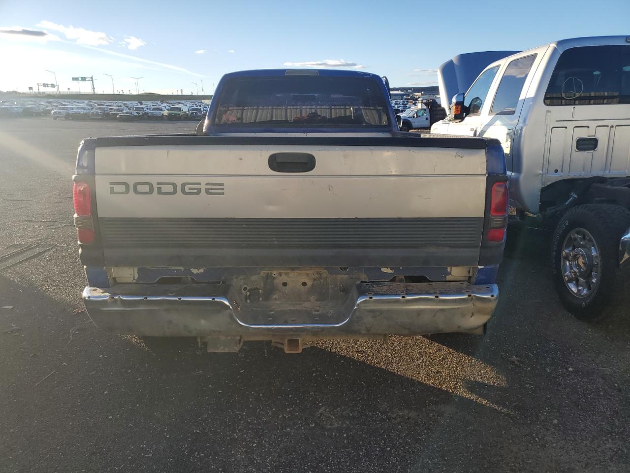 1997 Dodge Ram 3500 VIN: 3B7MC33D6VM537534 Lot: 79412404