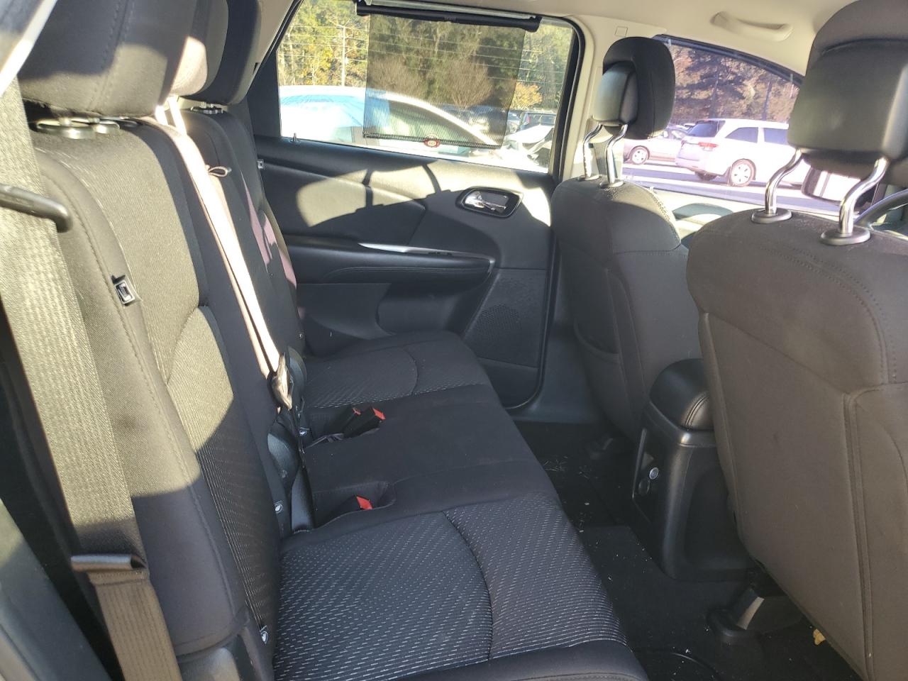 2013 Dodge Journey - Image 10