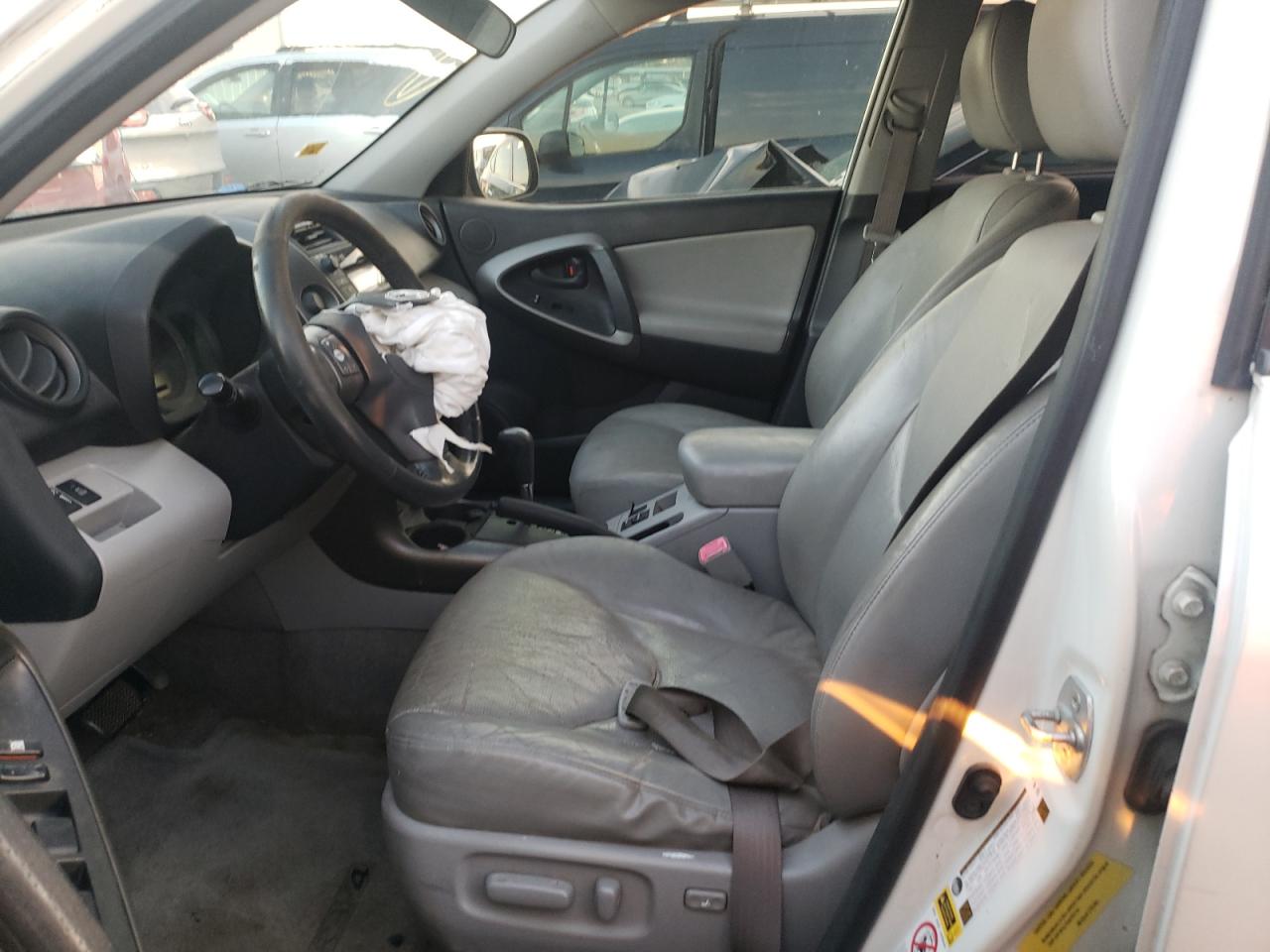 2009 Toyota RAV 4 - Image 7