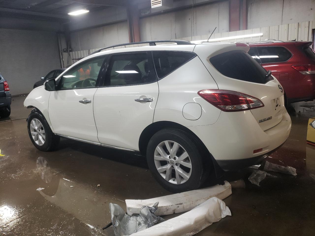 2012 Nissan Murano - Image 2