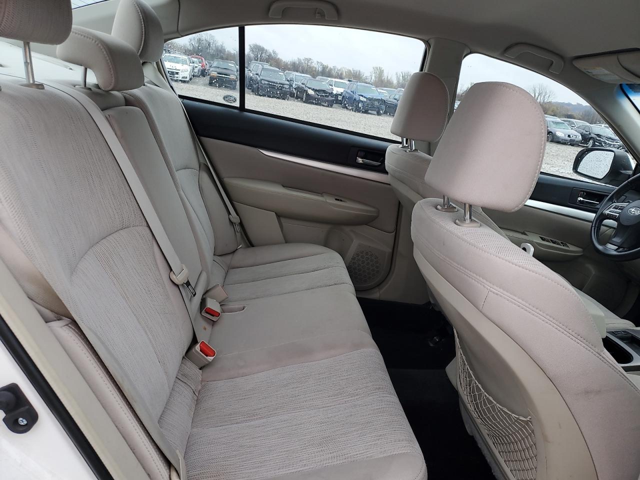 2013 Subaru Legacy - Image 10