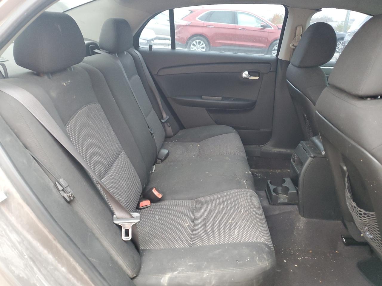 2010 Chevrolet Malibu - Image 11