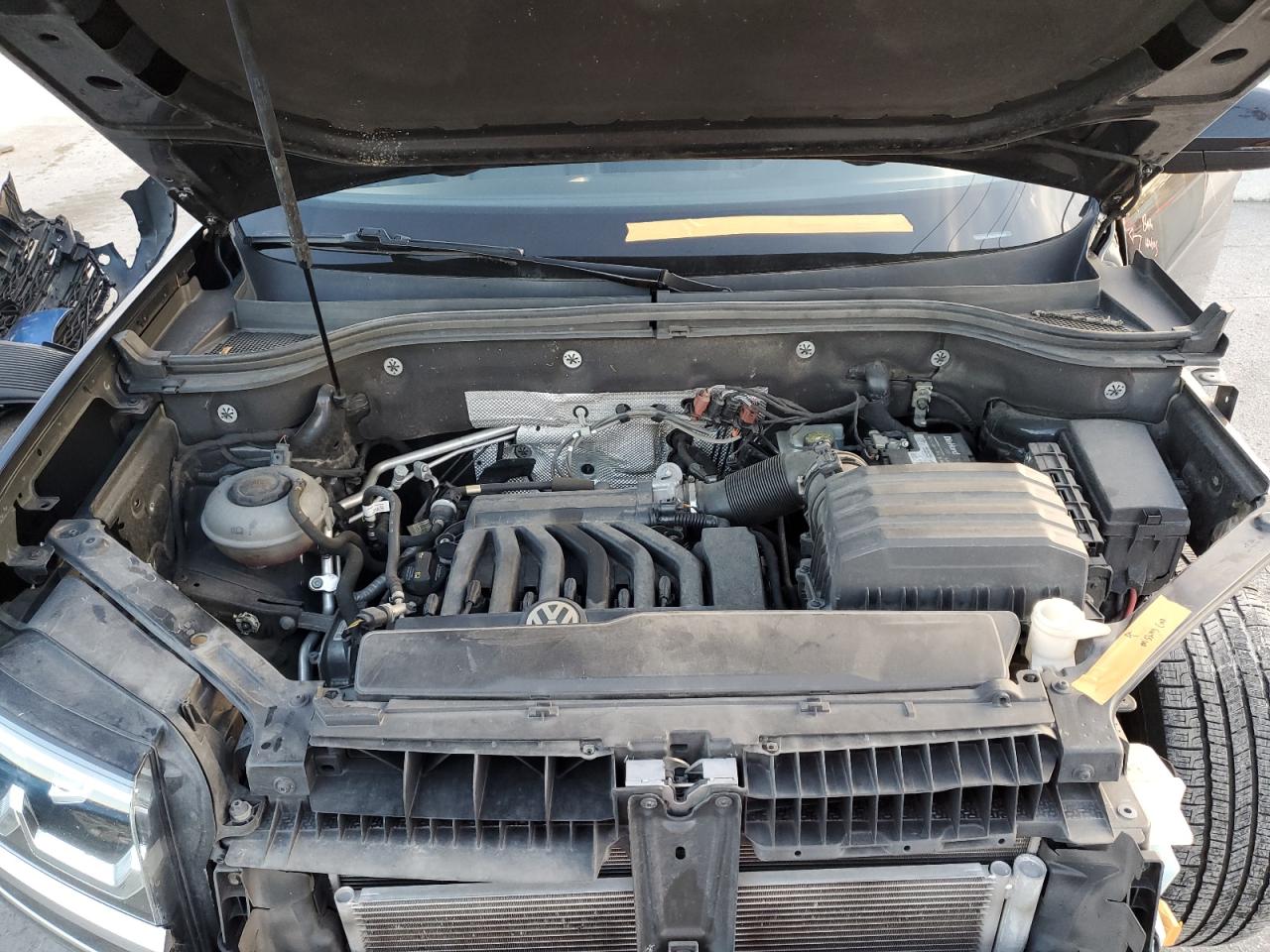 2018 Volkswagen Atlas - Image 12
