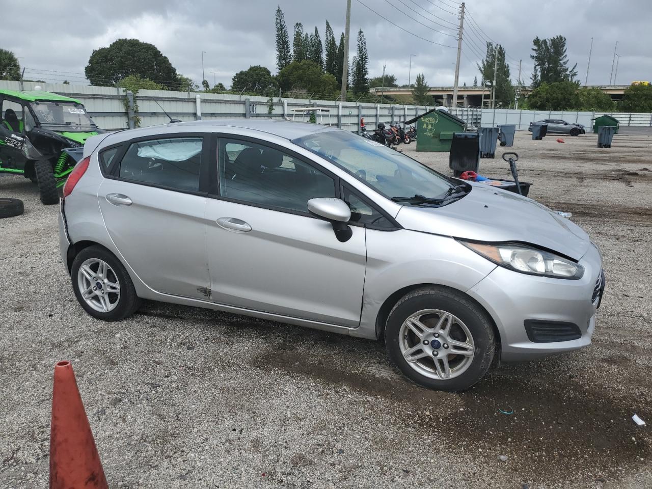 2017 Ford Fiesta - Image 4