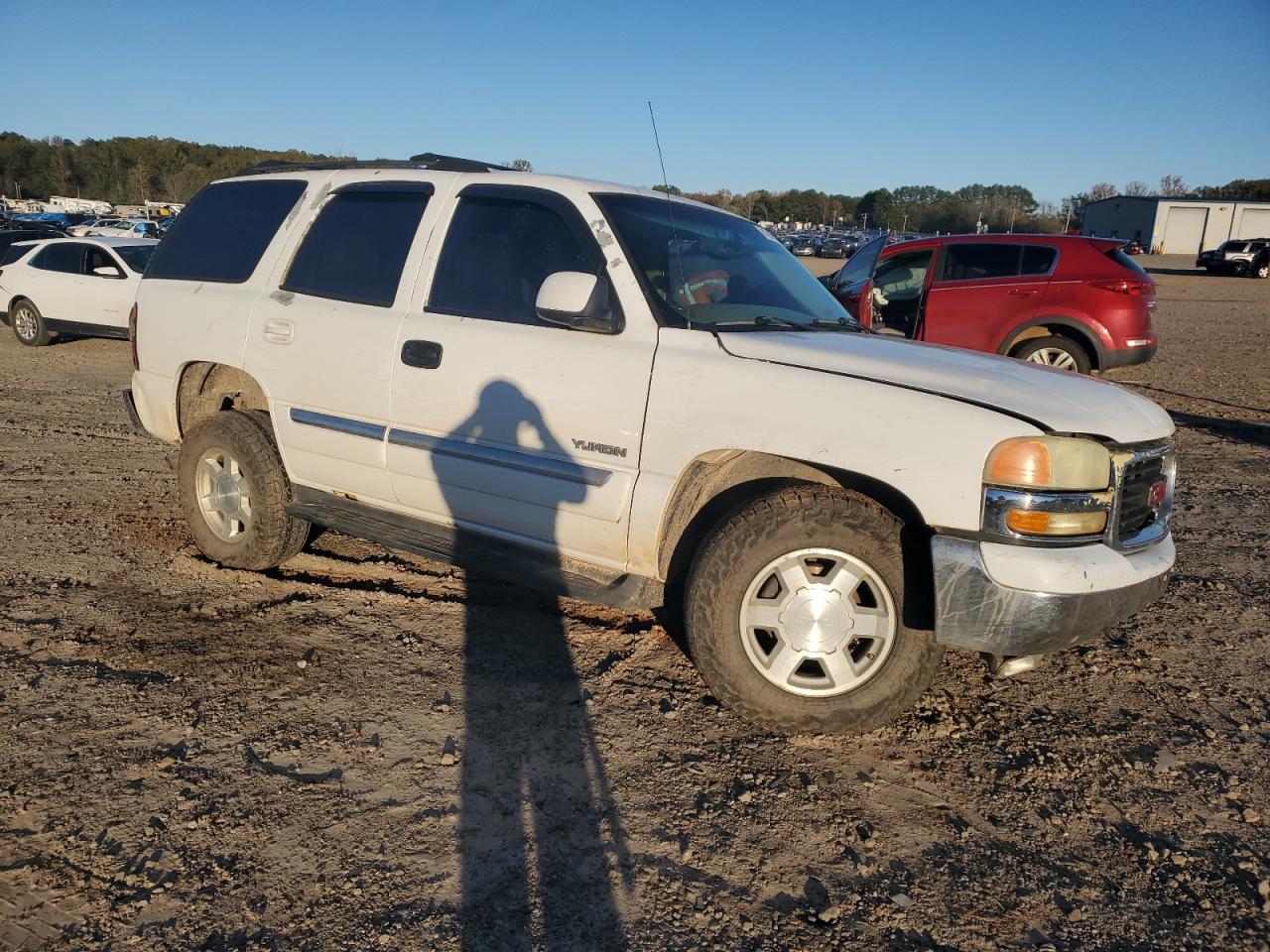 2004 GMC Yukon - Image 4