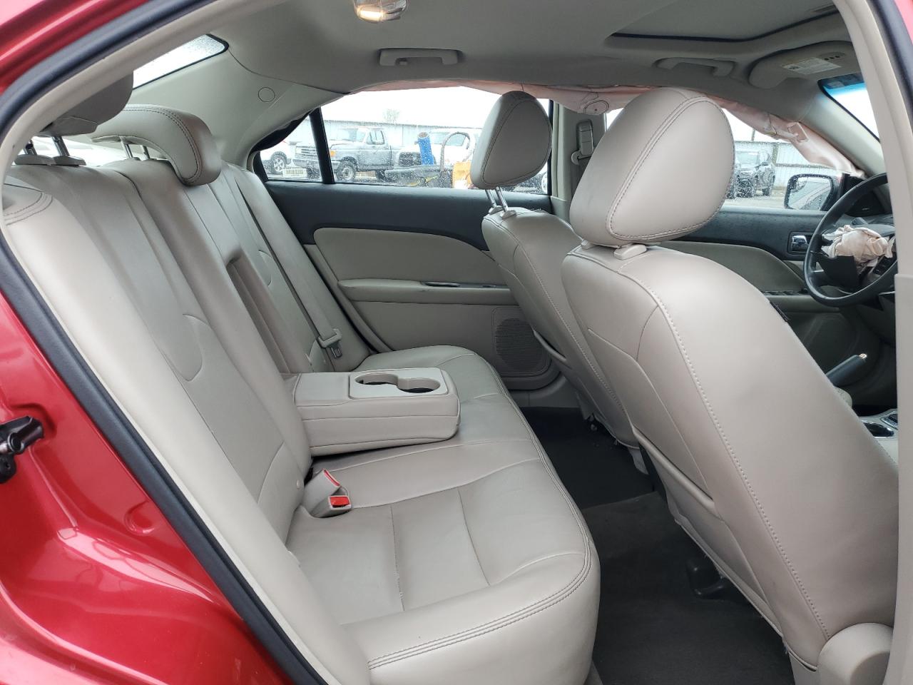 2011 Ford Fusion - Image 10