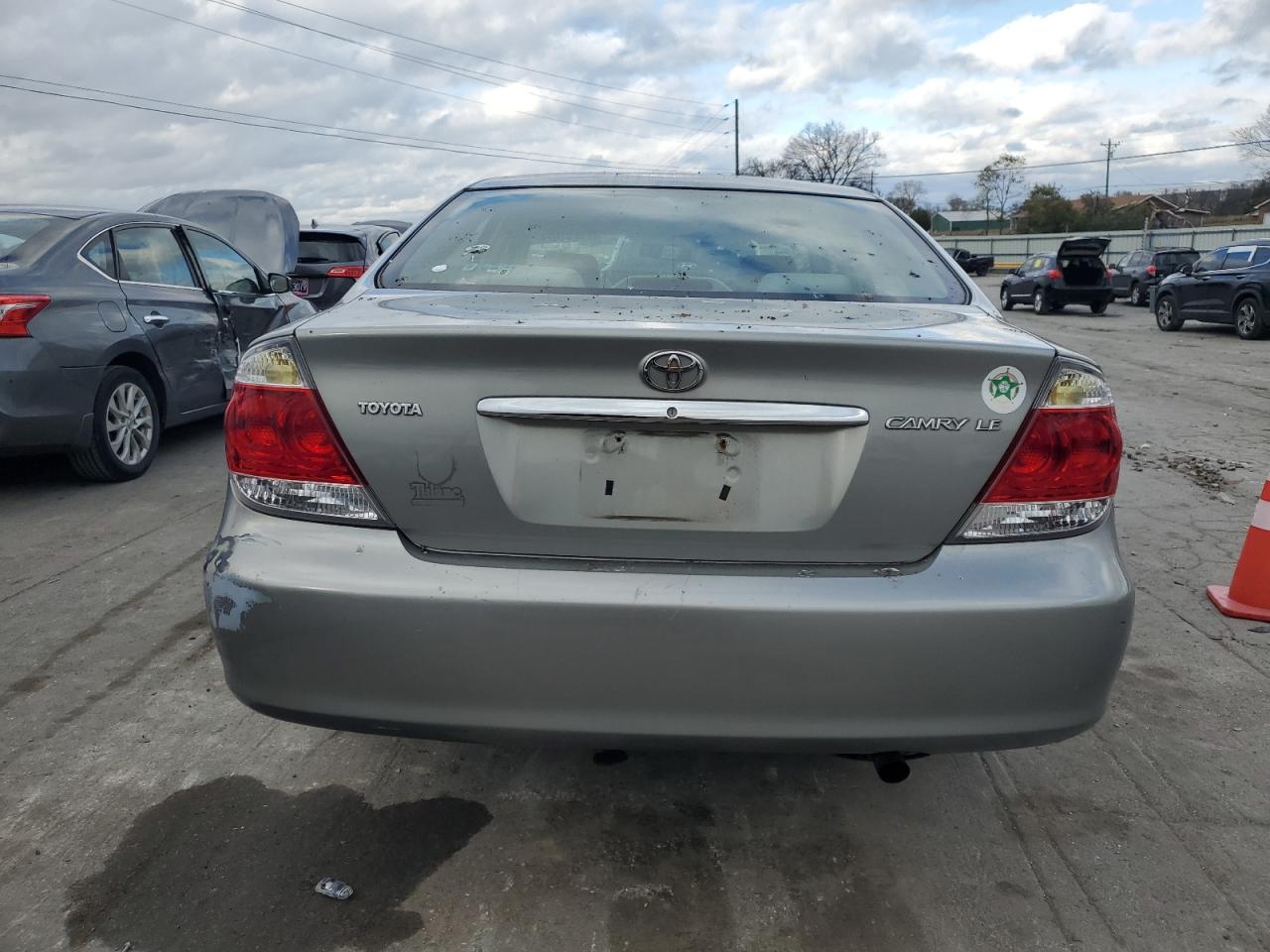 2005 Toyota Camry Le VIN: 4T1BE30K75U569131 Lot: 79257674