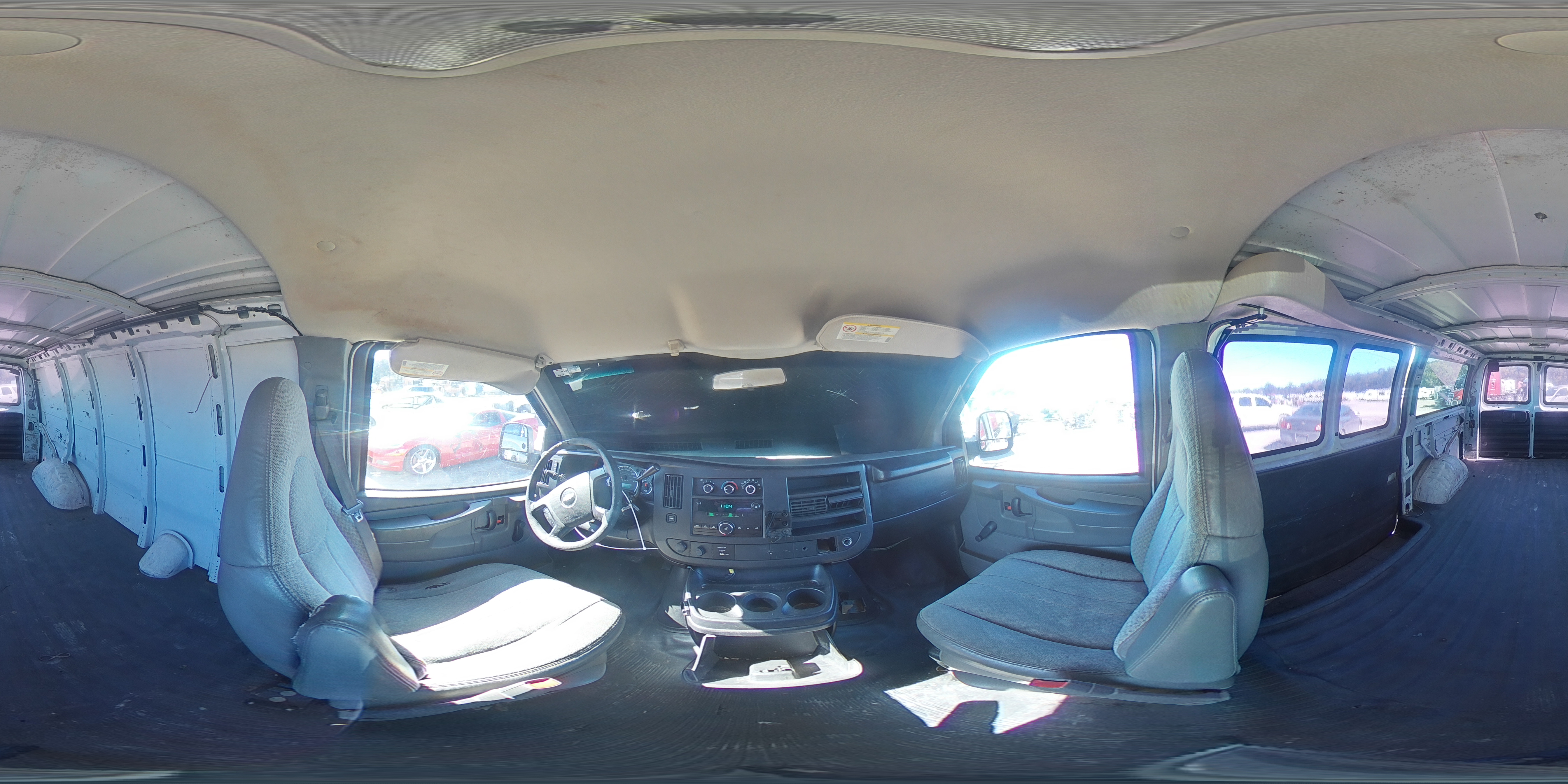 2009 Chevrolet Express - Image 14