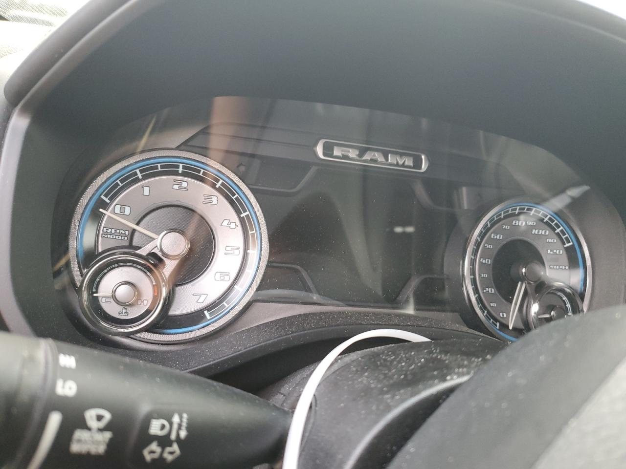 2019 RAM 1500 - Image 9