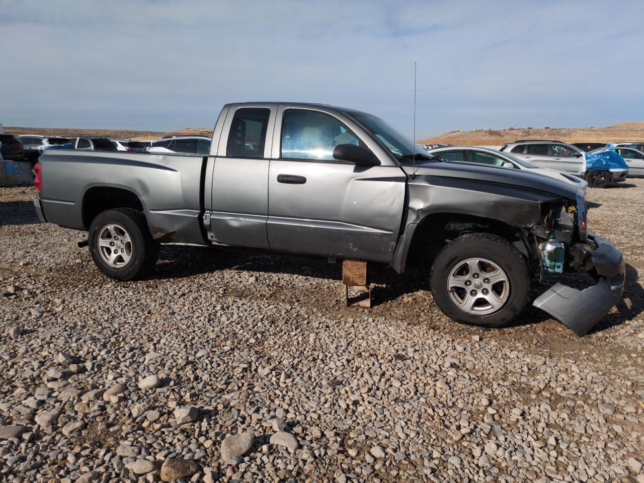 2006 Dodge Dakota - Image 4