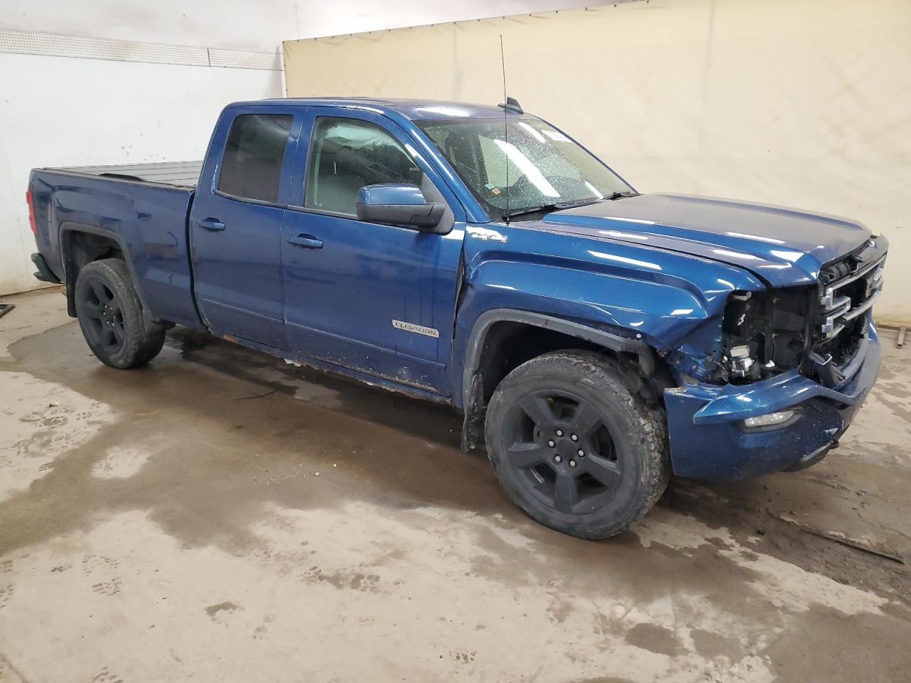 2017 GMC Sierra - Image 4