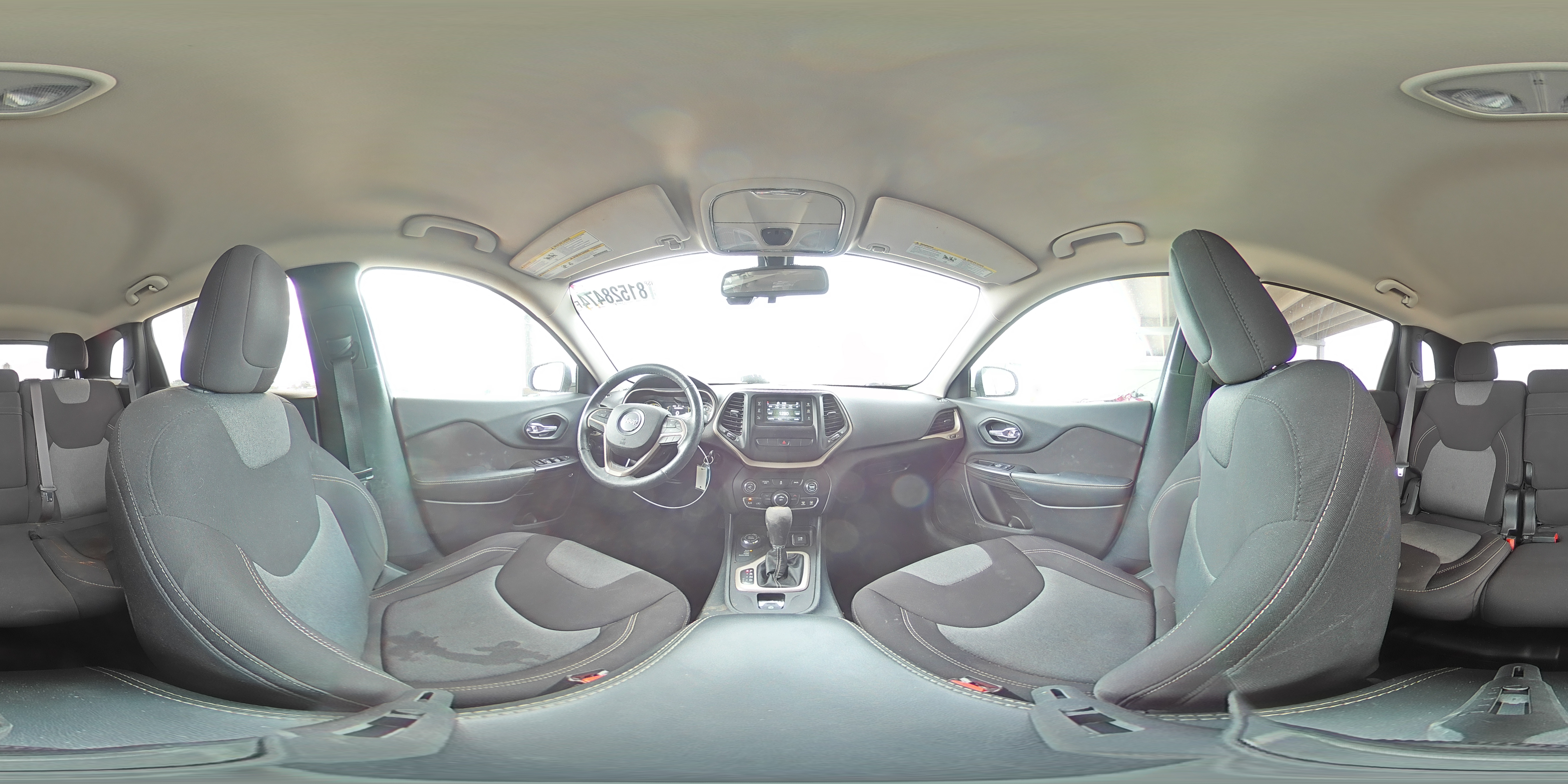 2014 Jeep Grand Cherokee - Image 16