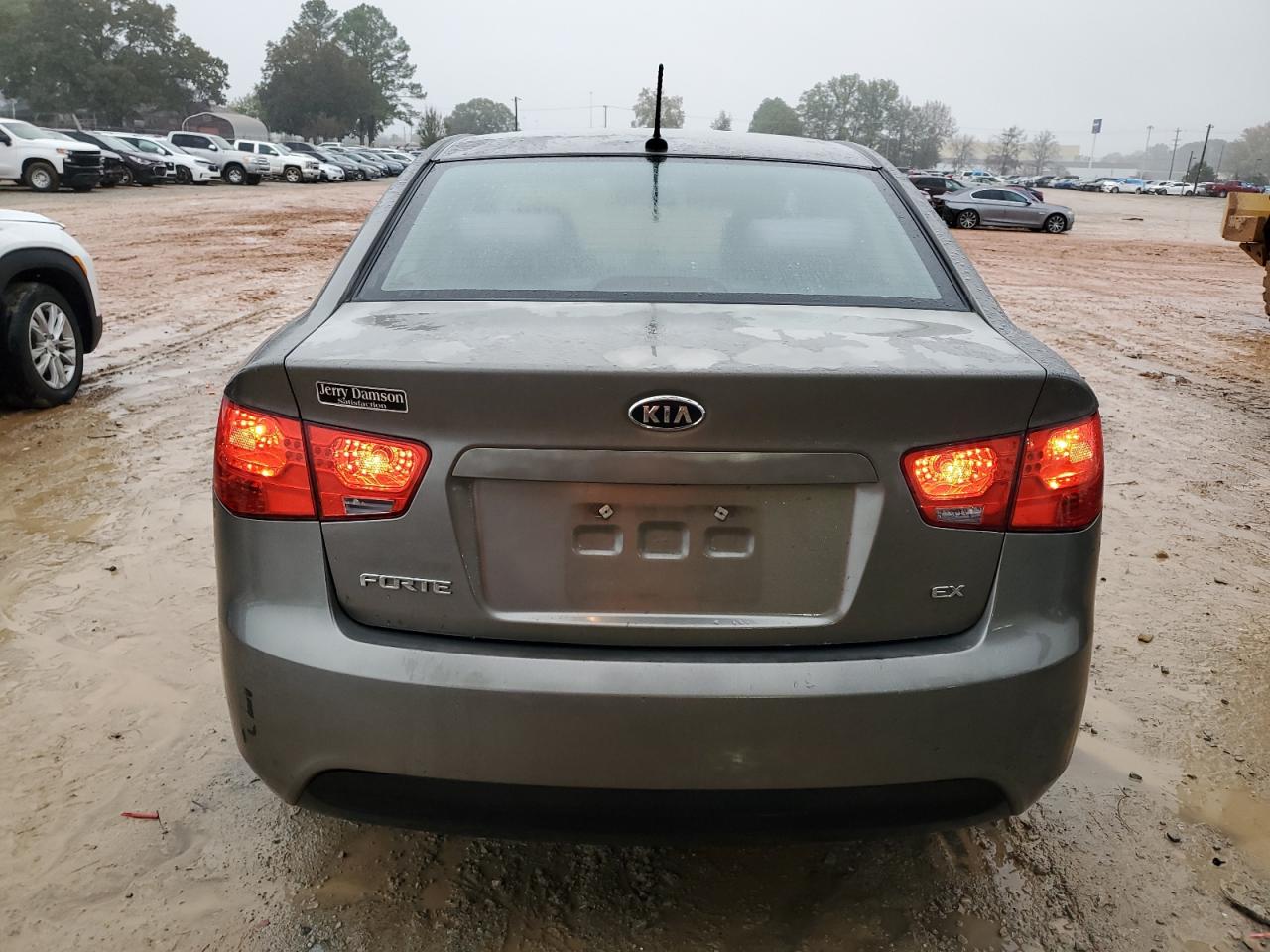 2012 Kia Forte - Image 6