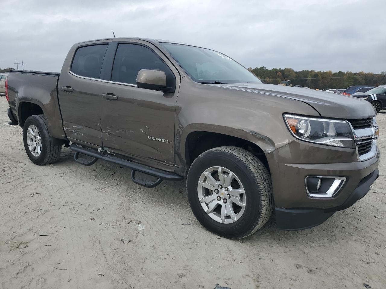 2017 Chevrolet Colorado - Image 4