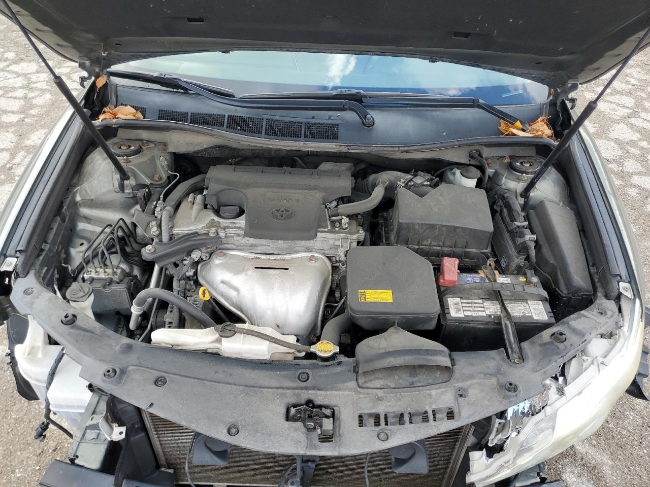 2012 Toyota Camry - Image 13