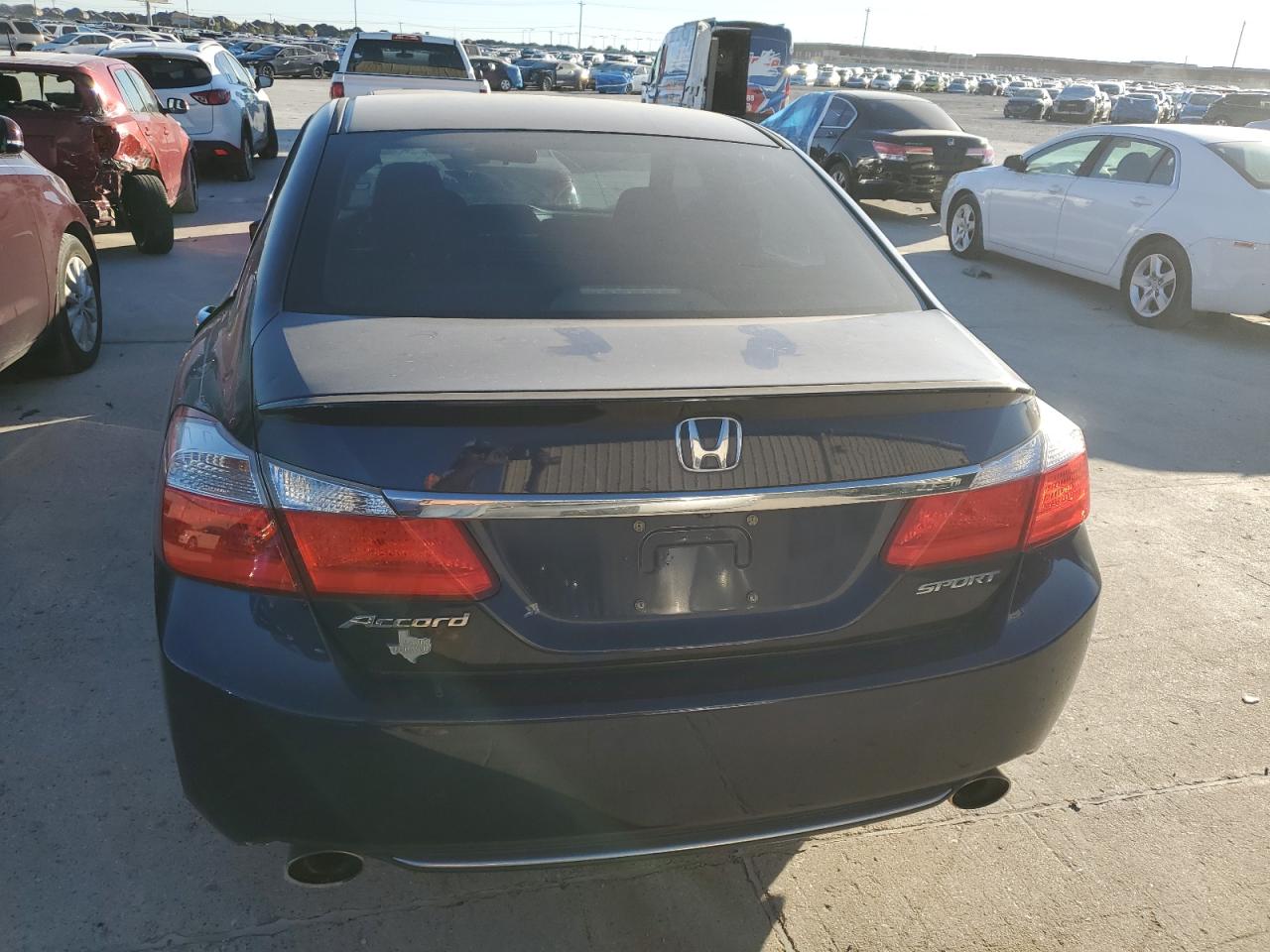 2015 Honda Accord Sport VIN: 1HGCR2F5XFA184305 Lot: 81539944