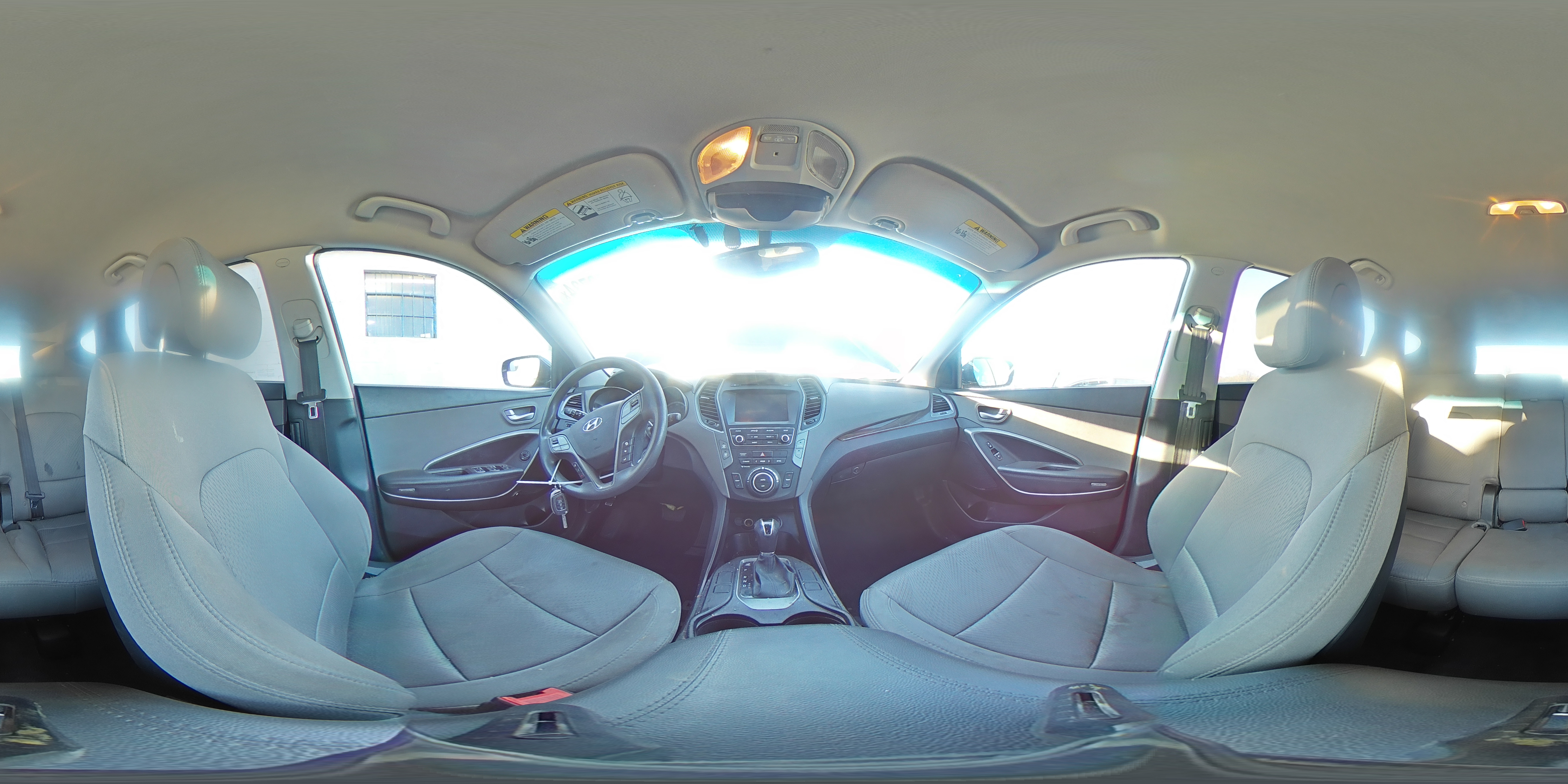 2017 Hyundai Santa Fe - Image 15