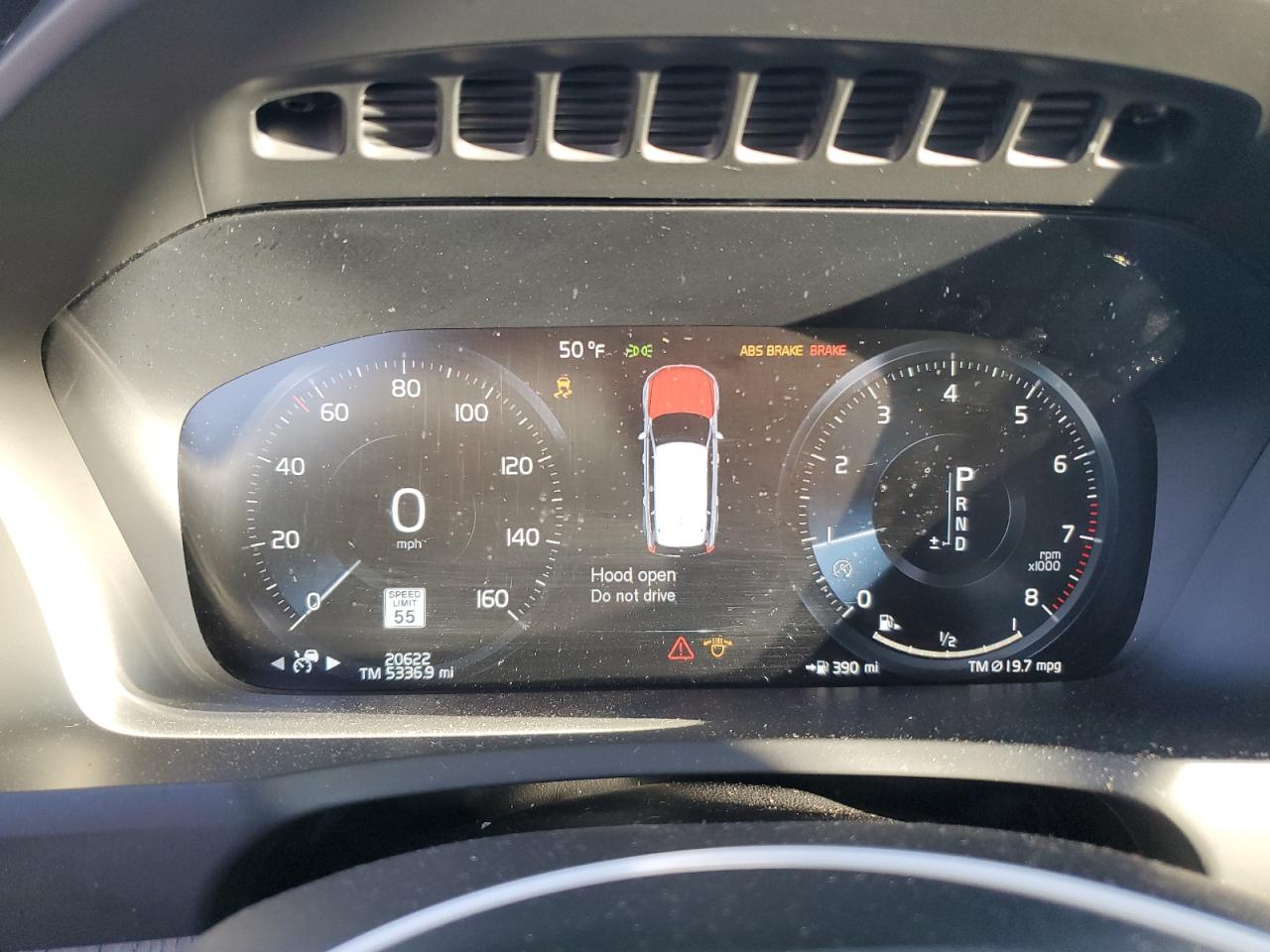 2021 Volvo XC90 - Image 9