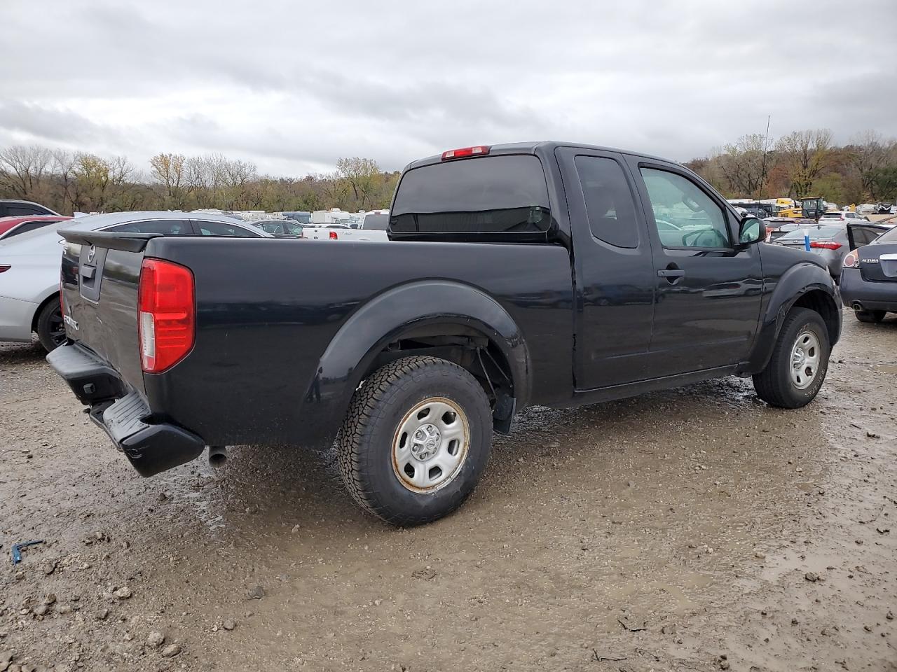 2017 Nissan Navara (Frontier) - Image 3