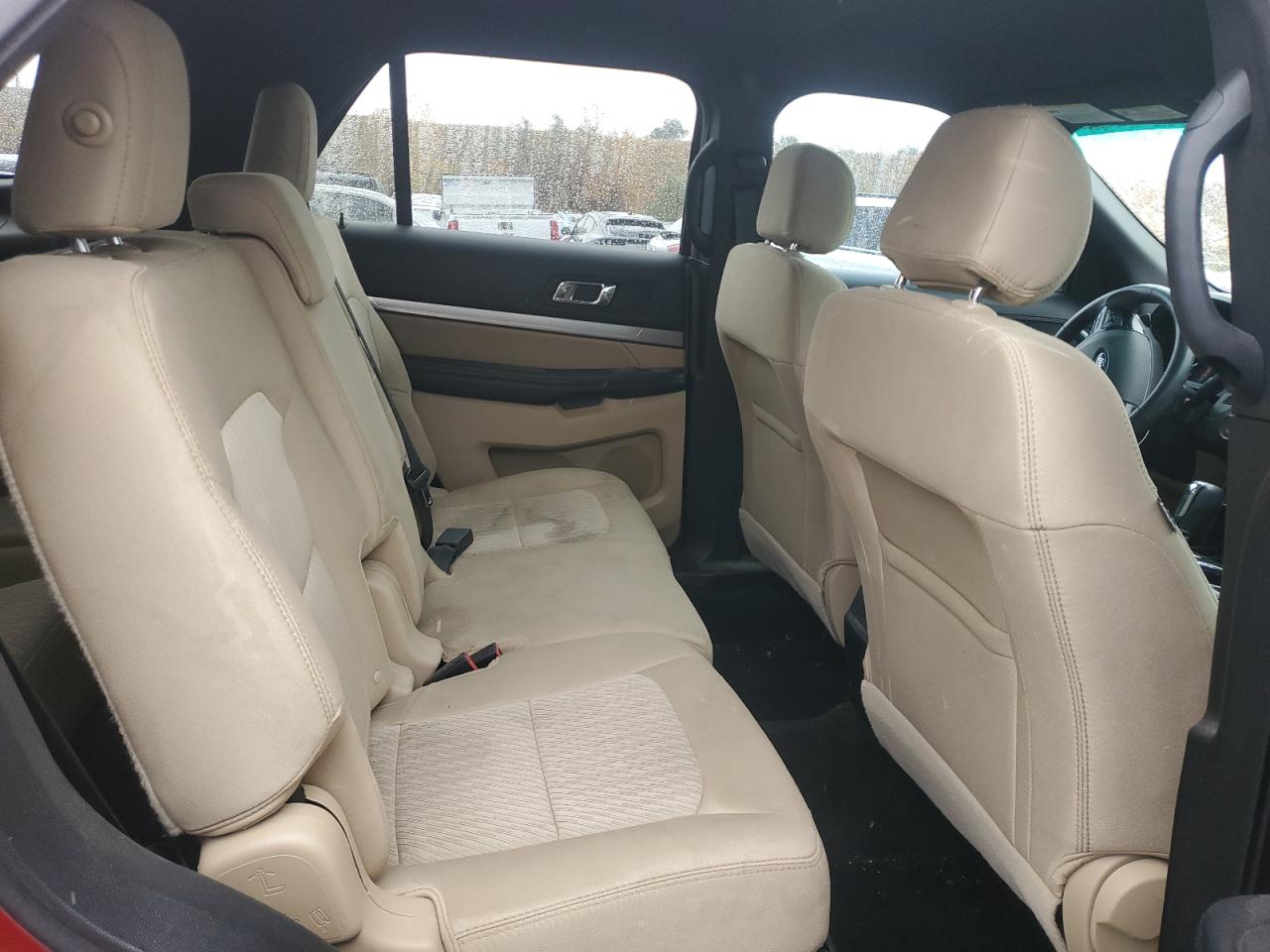 2017 Ford Explorer - Image 11