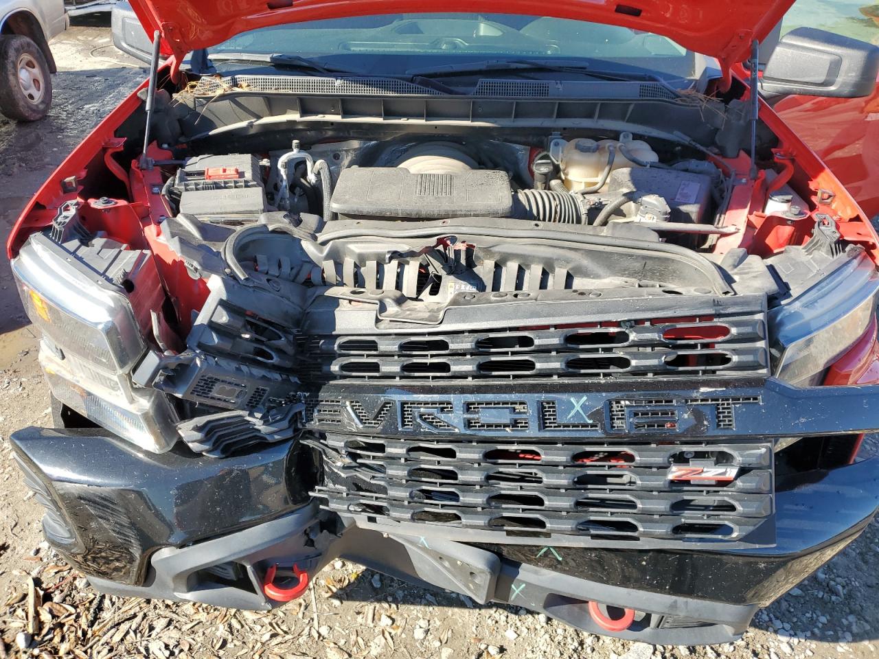 2019 Chevrolet Silverado - Image 11