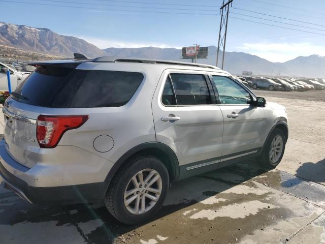  FORD EXPLORER 2017 Srebrny