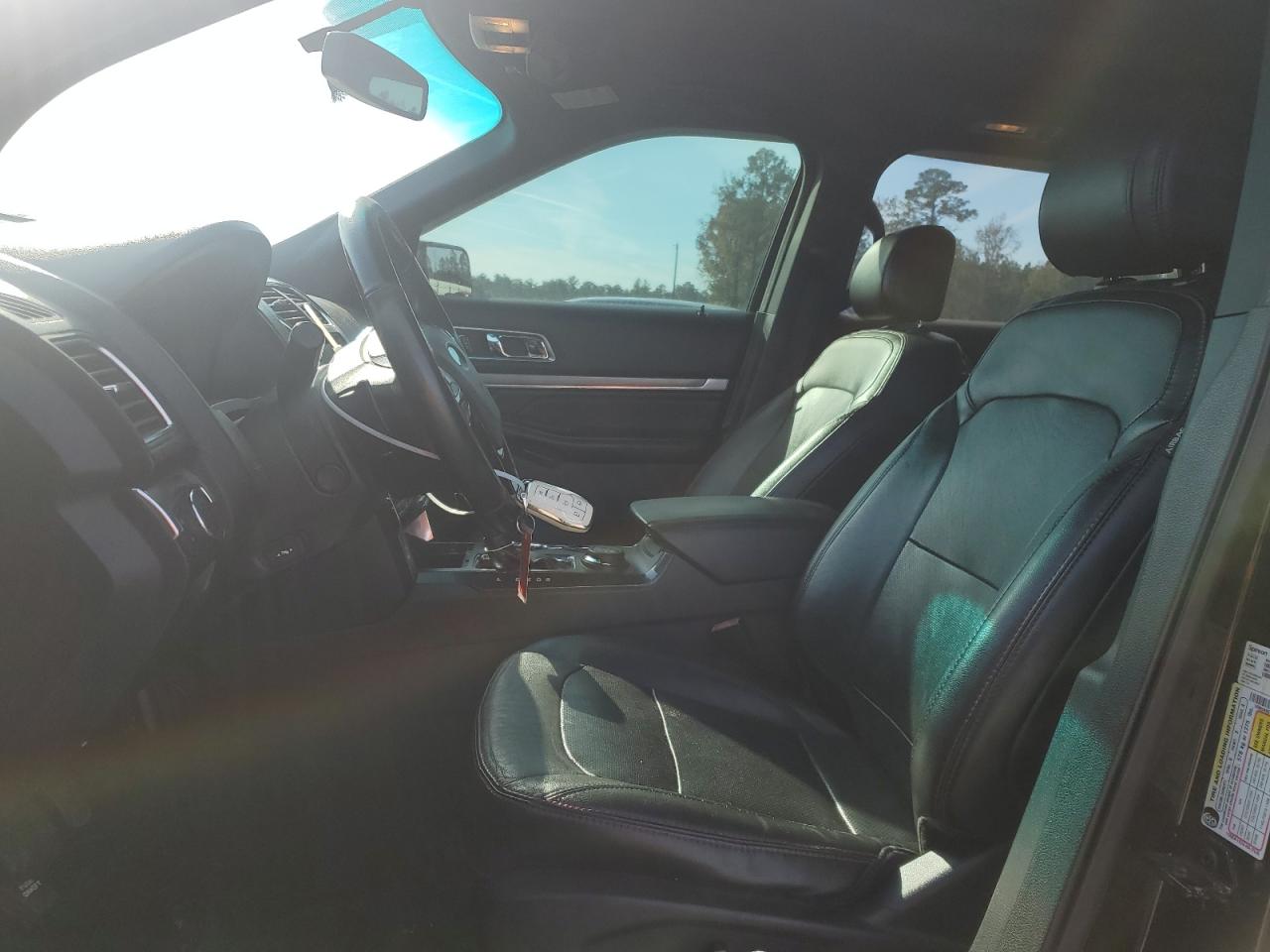 2016 Ford Explorer - Image 7