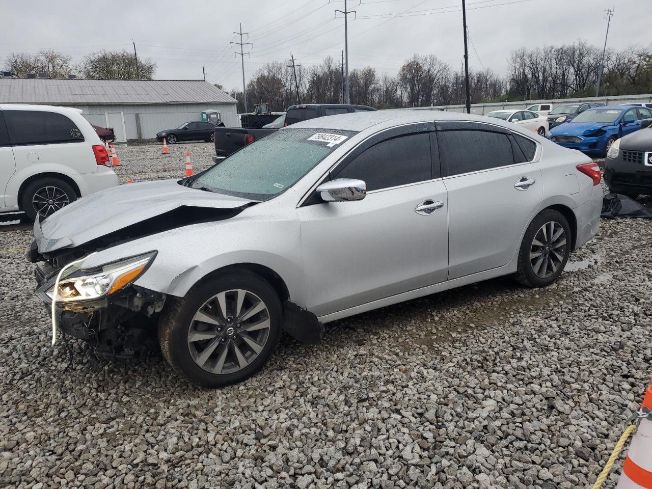 2017 Nissan Altima 2.5 for Sale in Columbus, OH - Front End