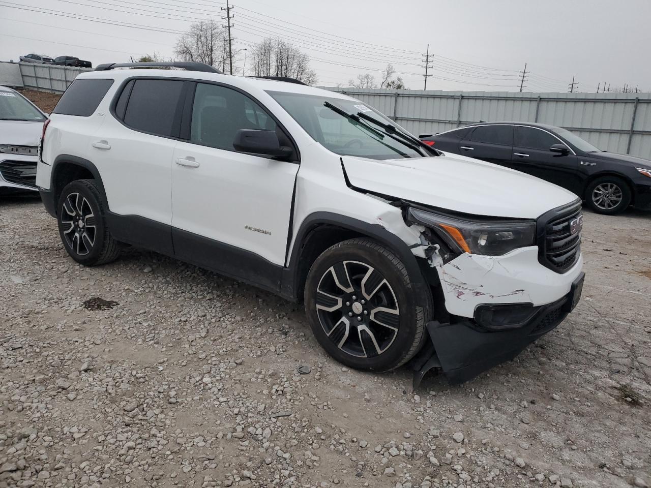 2019 GMC Acadia - Image 4