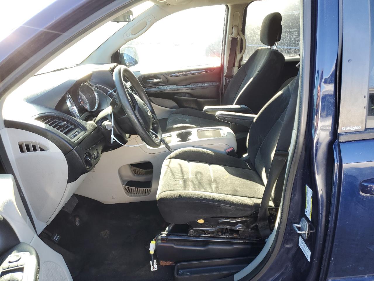 2013 Dodge Caravan - Image 7