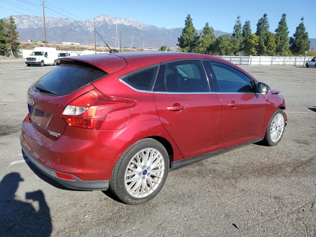 VIN 1FADP3N21EL463446 2014 FORD FOCUS no.3