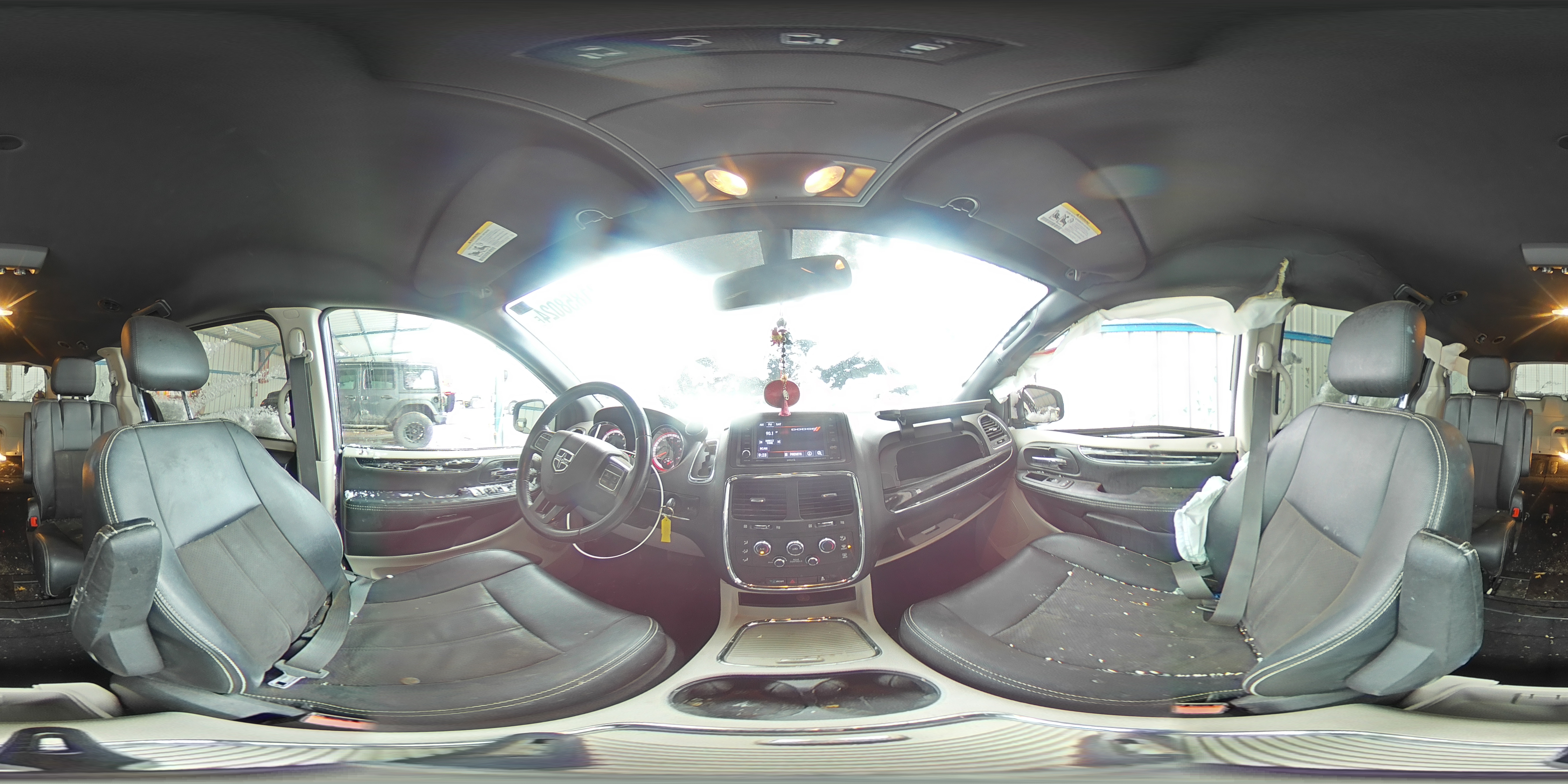 2019 Dodge Caravan - Image 14