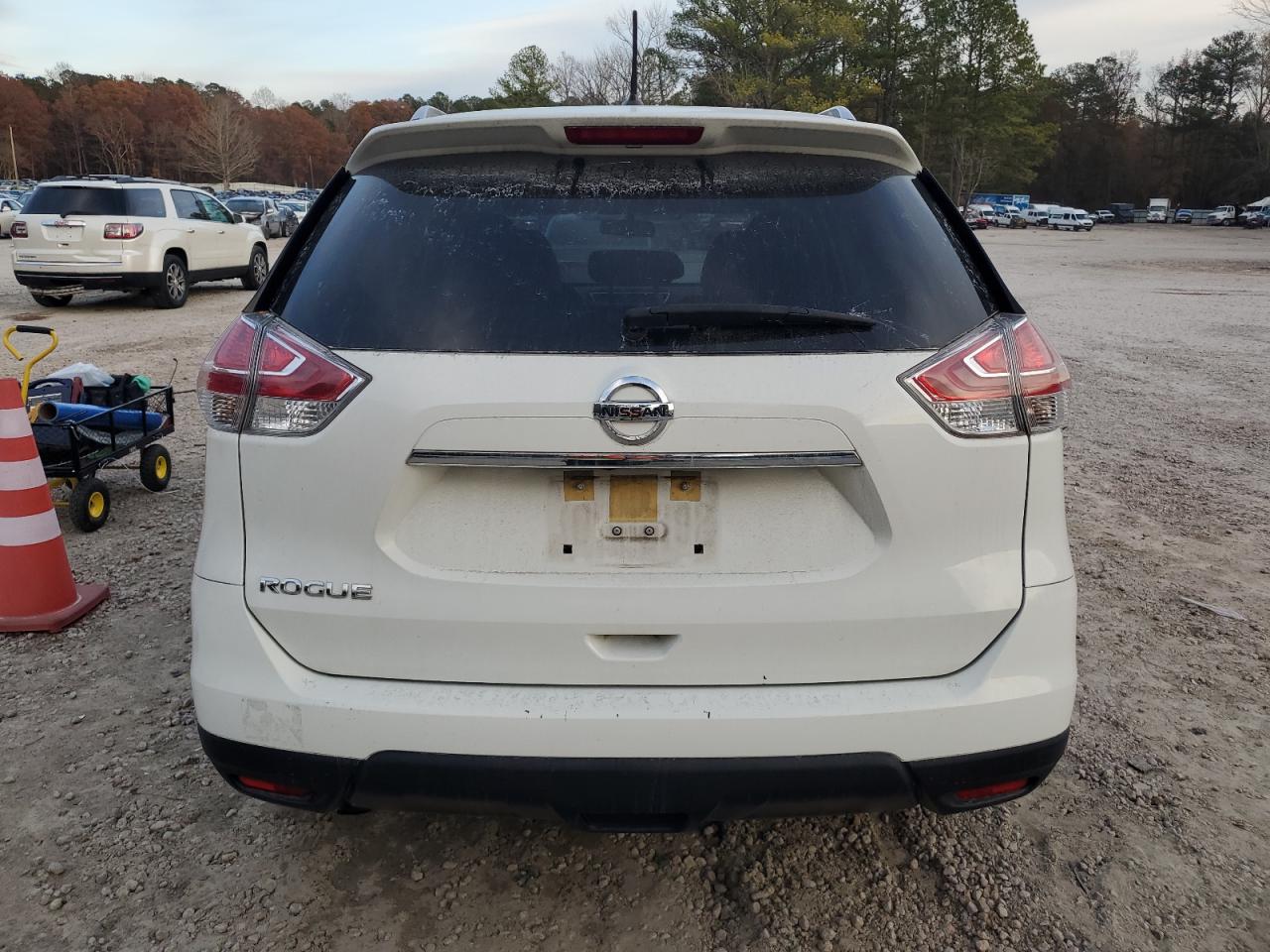 2016 Nissan Rogue - Image 6