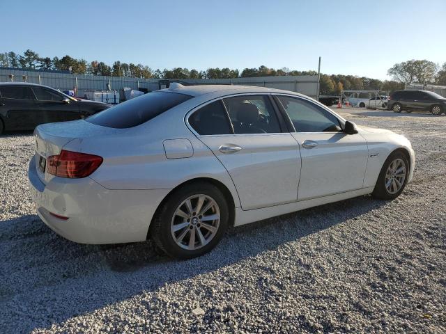 Sedans BMW 5 SERIES 2015 Biały