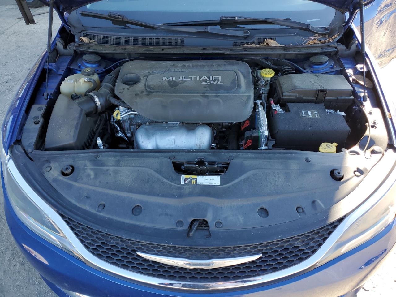2017 Chrysler 200 - Image 11